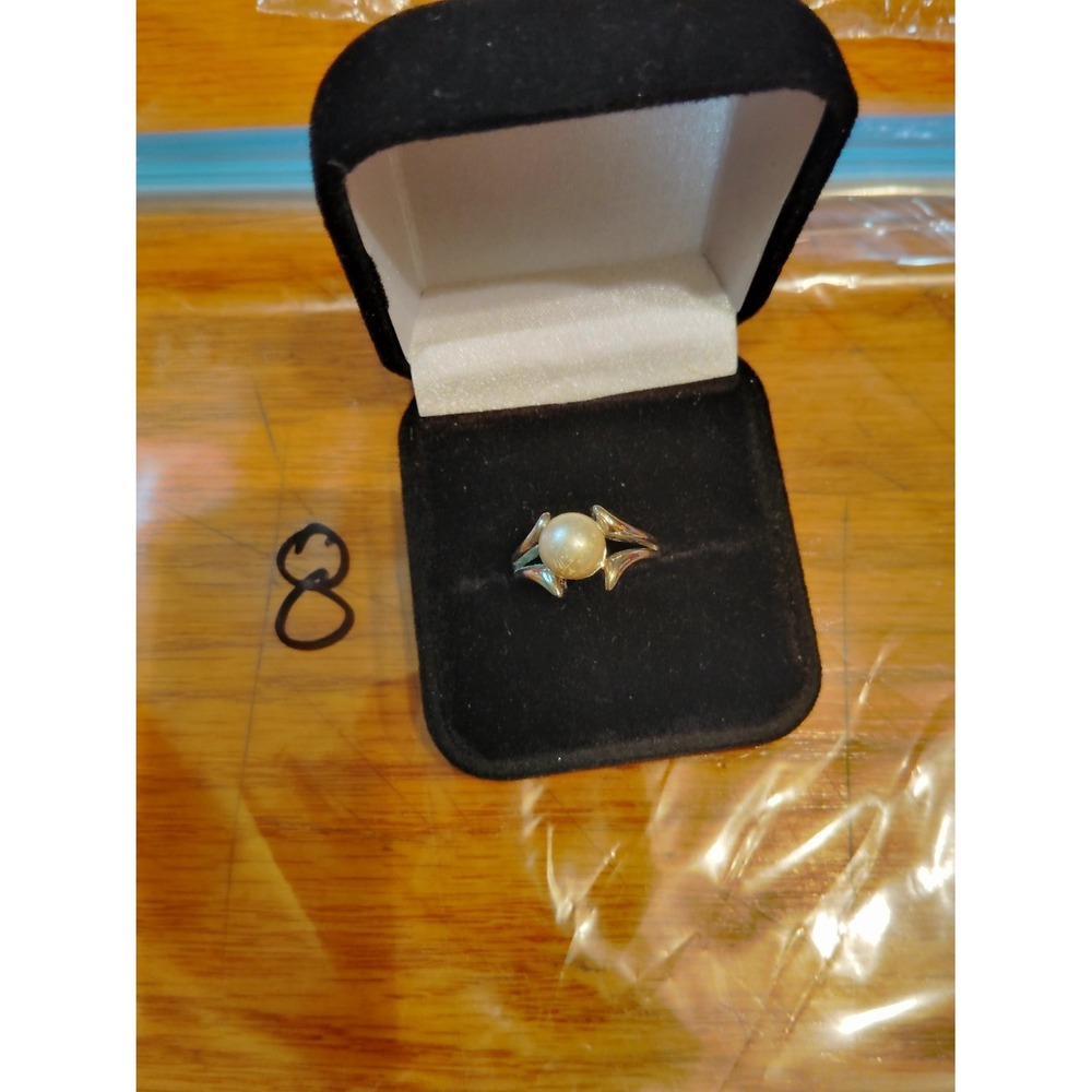 925 Cultured Pearl Solitaire Bypass Ring Size 7.25 w/ Box Womens